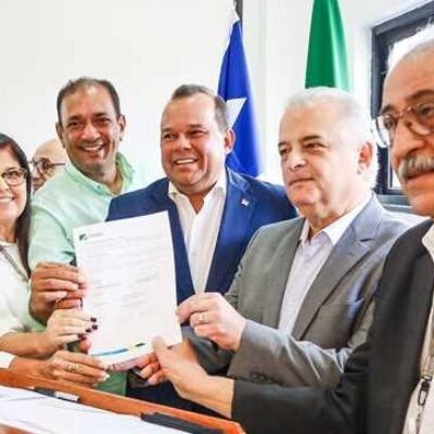 Mário Alexandre assina contrato de cessão de uso para revitalização do antigo Porto de Ilhéus