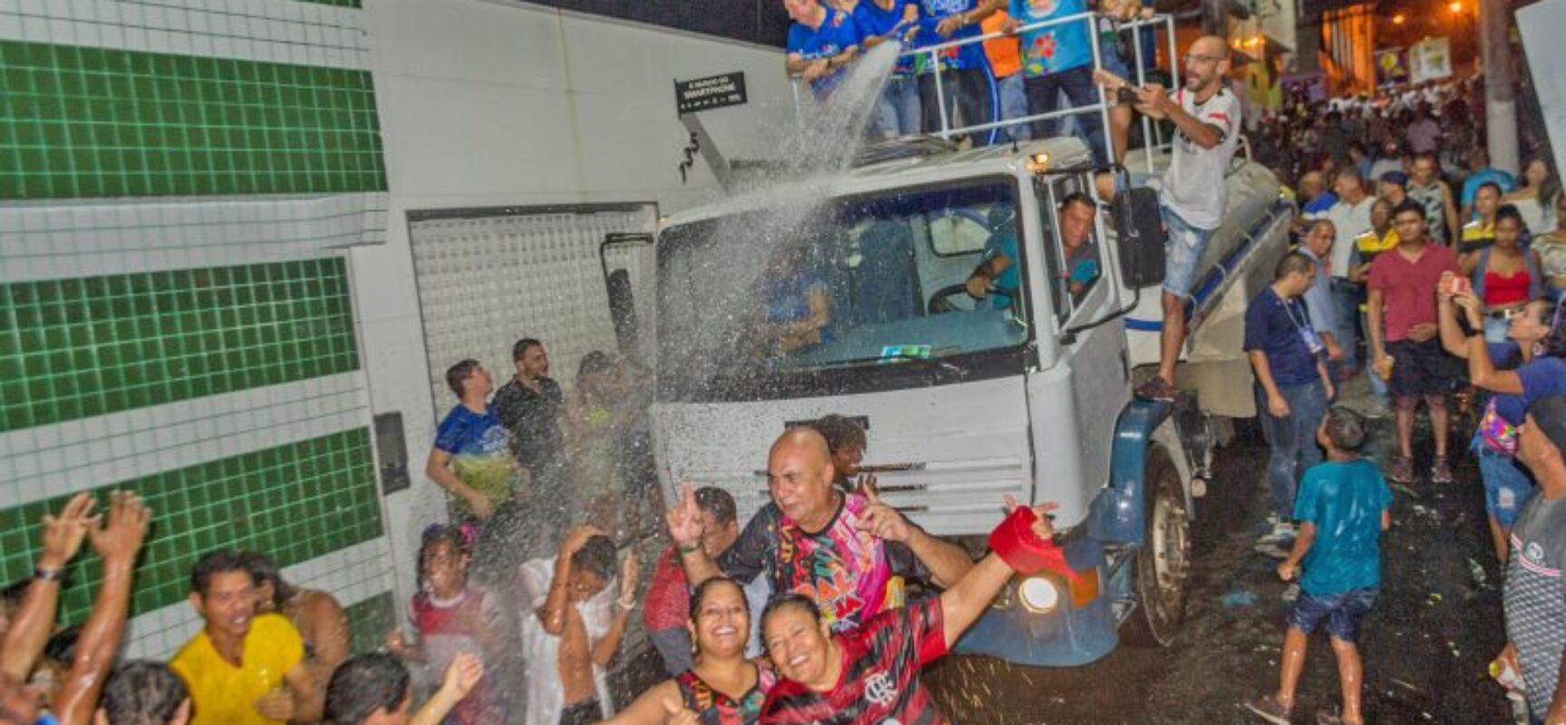 CONFIRA A PROGRAMAÇÃO COMPLETA DA 42º LAVAGEM DO BECO DO FUXICO