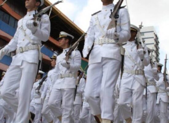 Mulheres poderão concorrer a vagas para formação de fuzileiro naval