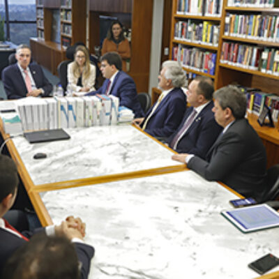 Governadores vêm ao STF discutir ações sobre ICMS
