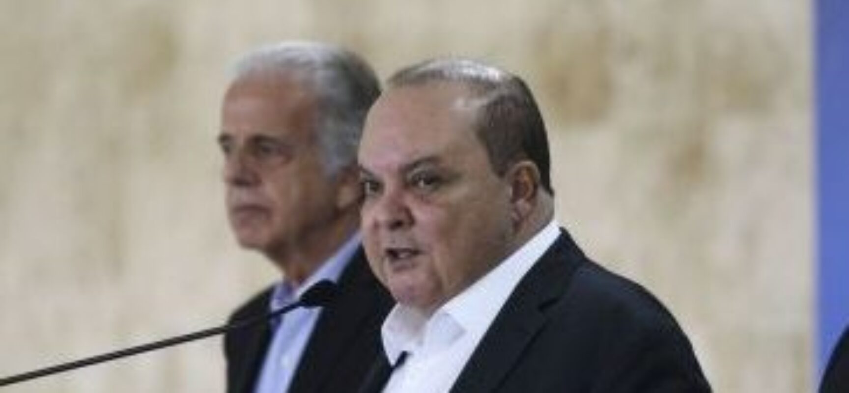 Ibaneis Rocha pede para que apoiadores não façam atos públicos a favor dele