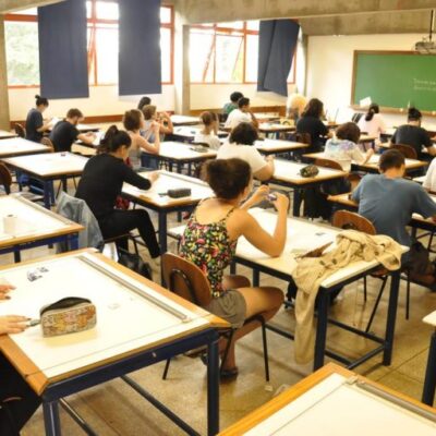 Proposta prevê anistia de dívidas com o financiamento estudantil
