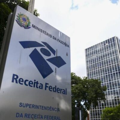 Arrecadação federal de impostos atinge R$ 251 bilhões em janeiro