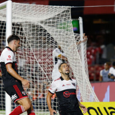 São Paulo e Corinthians podem avançar ao mata-mata do Paulistão nesta terça-feira, 21