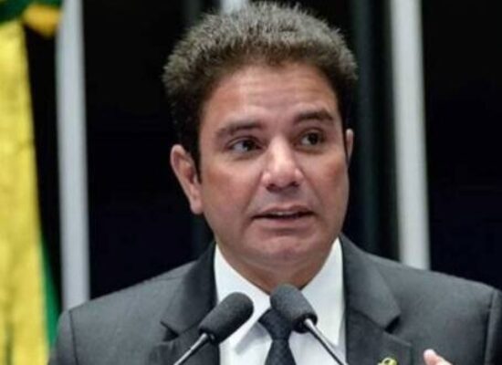 “Diálogos chocantes”, diz PF sobre mensagens encontradas em celular de governador do Acre