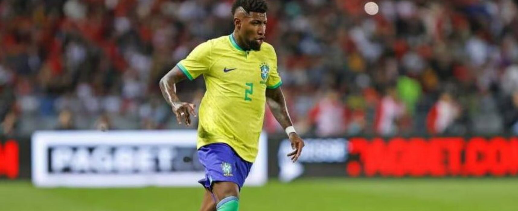Após se lesionar no amistoso da Seleção, Emerson é submetido a cirurgia e fica de fora da temporada europeia