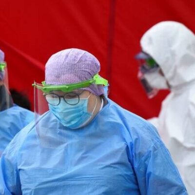 Em três anos de pandemia de covid-19, ciência e vírus evoluíram