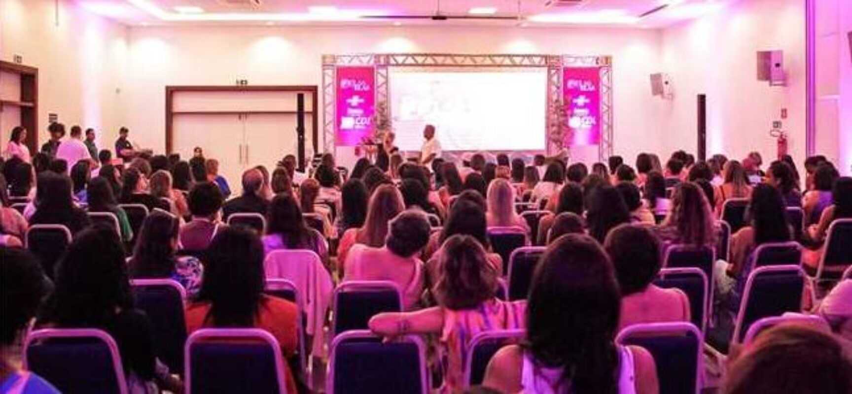 Seminário ‘Delas para Elas’ inspira mulheres empreendedoras a conquistar protagonismo nos negócios