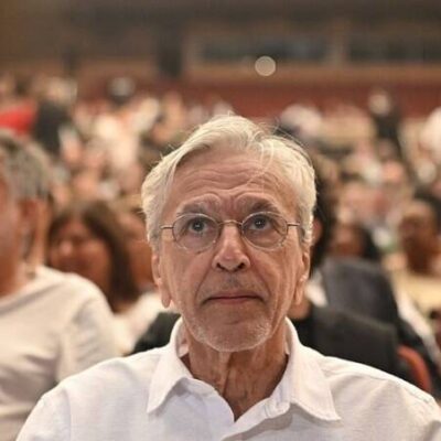 Afoxé Filhos de Gandhy vai homenagear Caetano Veloso no Carnaval 2024