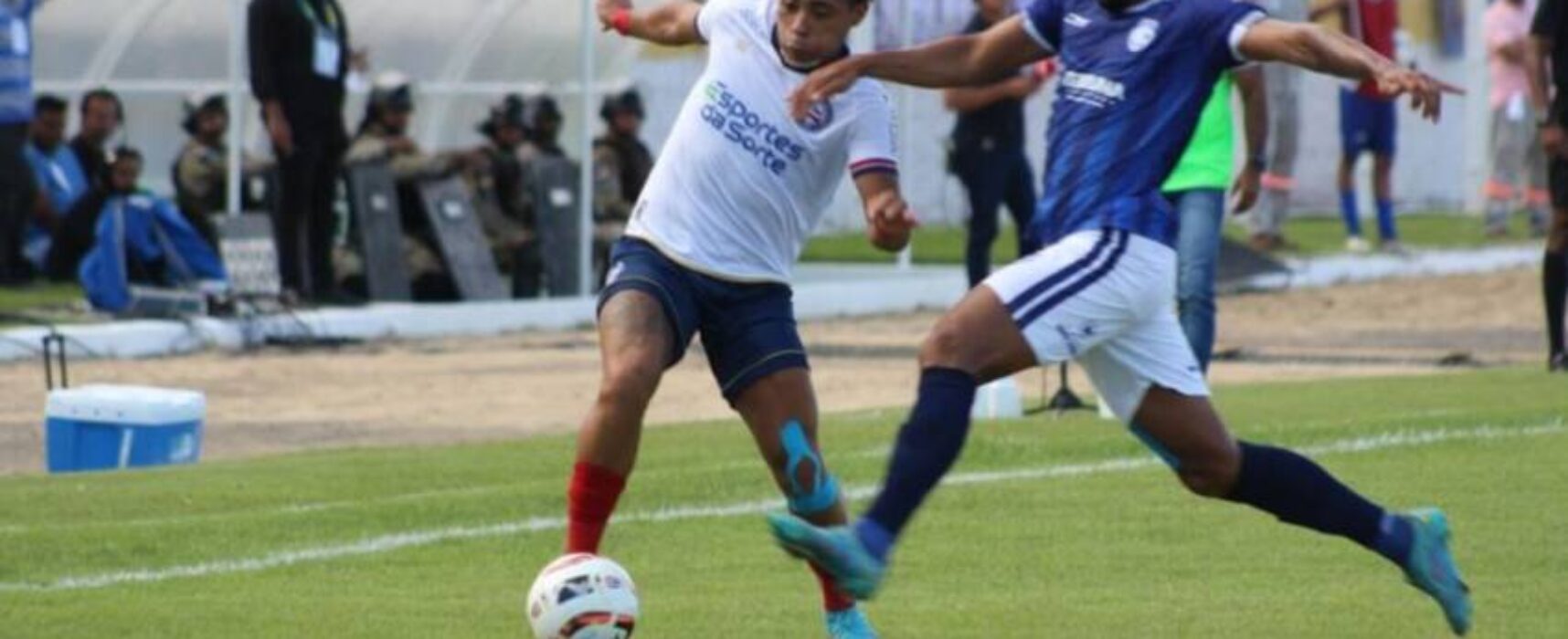 Festa no interior: Itabuna vence o Bahia por 1 a 0 pela semifinal do Baianão