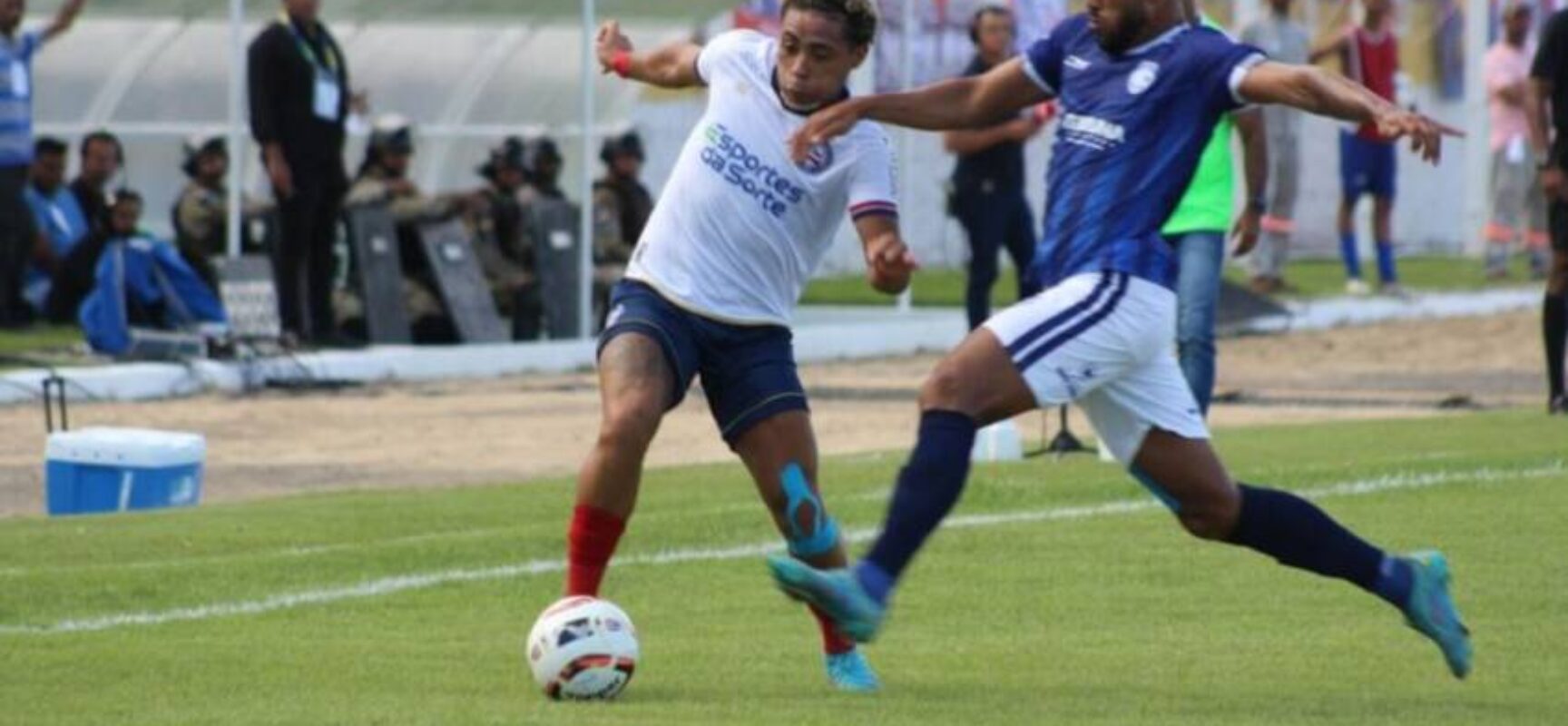 Festa no interior: Itabuna vence o Bahia por 1 a 0 pela semifinal do Baianão