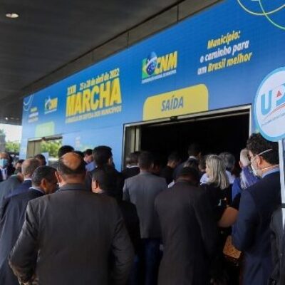 Gestores baianos desembarcam em Brasília para Marcha em Defesa dos Municípios