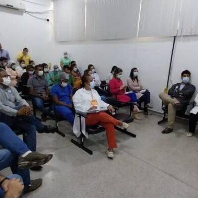 Hospital de Base de Itabuna apresenta o Núcleo de Qualidade Hospitalar durante Roda de Gestão