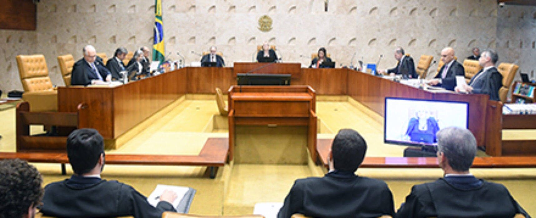 Serviços de transporte rodoviário podem ser concedidos mediante autorização, decide STF