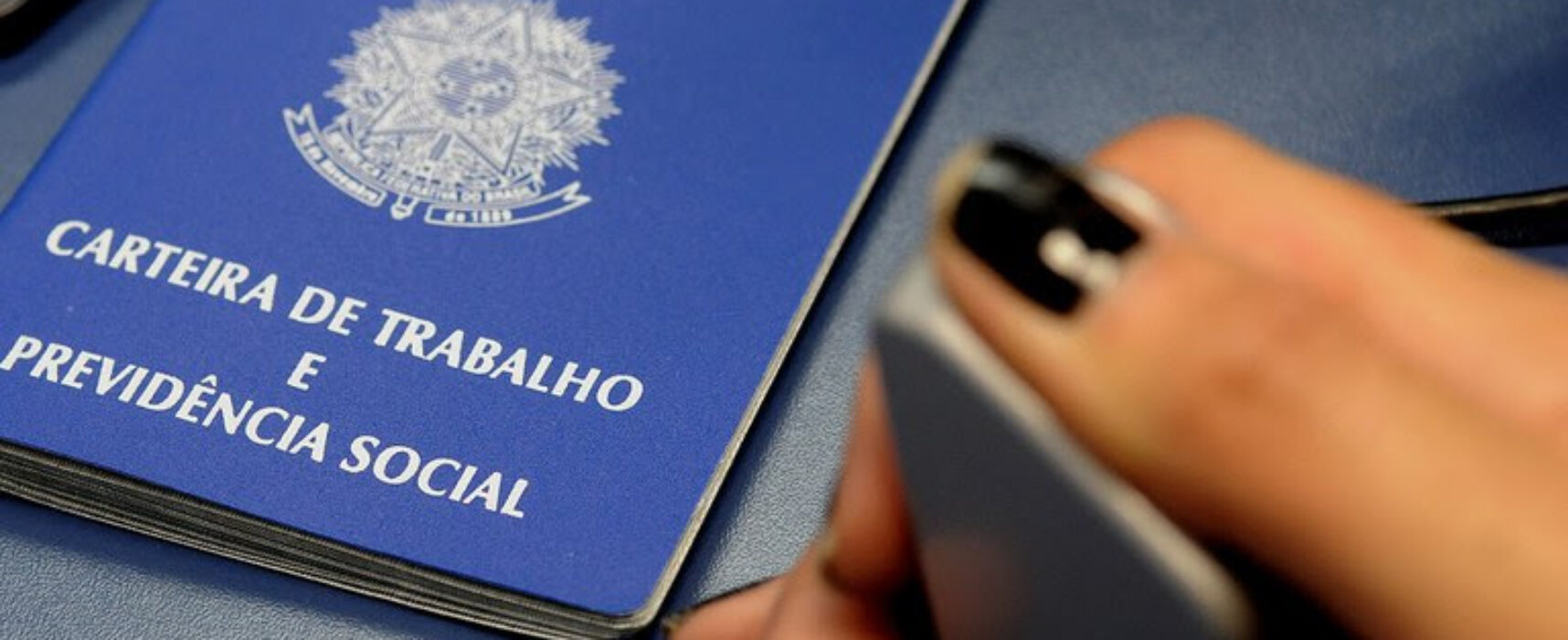 Brasil registrou 1.874.226 pessoas empregadas com carteira assinada em janeiro