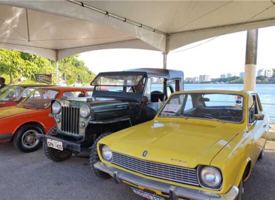 5º Encontro de Carros Antigos reúne grande público e apresenta exposição com 210 veículos