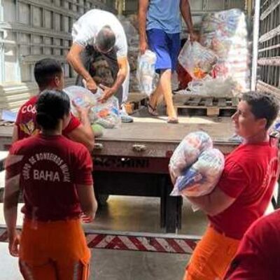 Ilhéus recebe ajuda humanitária do Governo do Estado para vítimas das chuvas