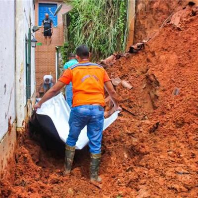 SOS Chuvas: Ilhéus monta força-tarefa e Defesa Civil atende mais de 70 ocorrências na cidade