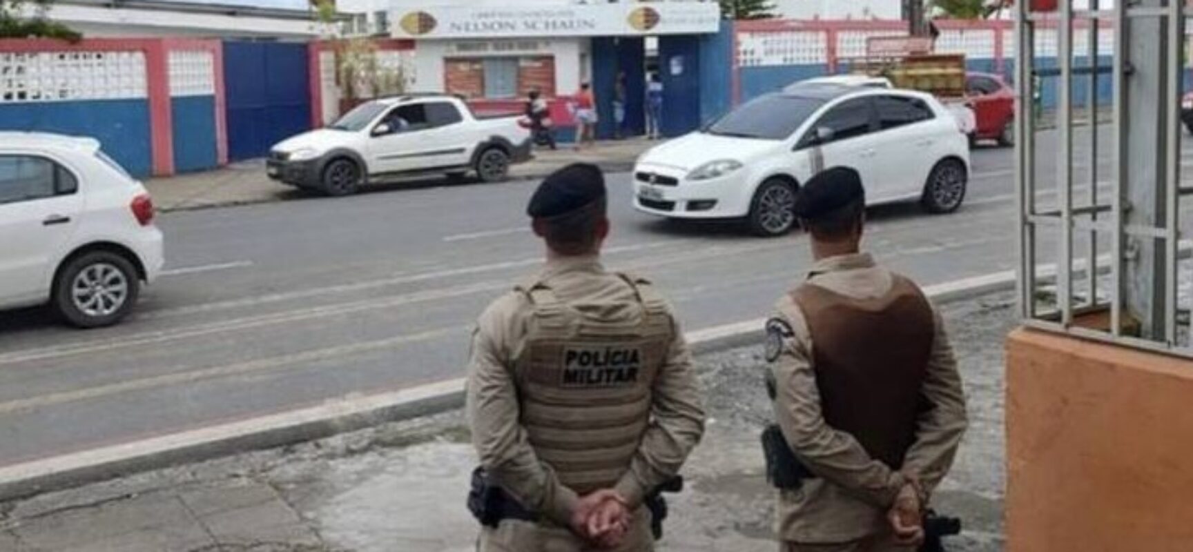 ILHÉUS: Vereador Edvaldo Gomes cobra segurança nas escolas