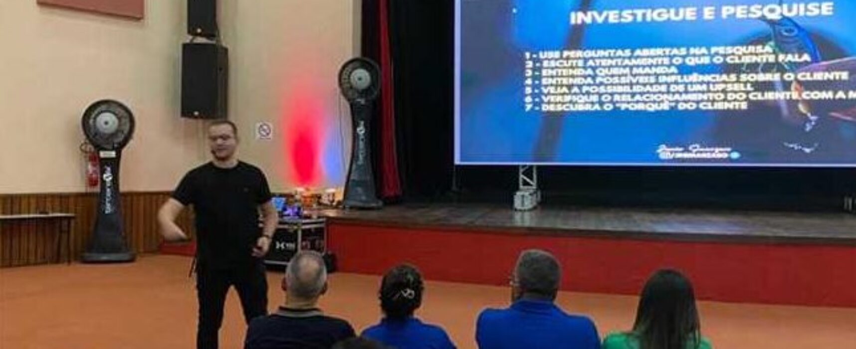 Comerciantes e empresários de Ilhéus participam de treinamento com foco em gestão de vendas