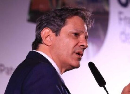Haddad quer apresentar novo arcabouço fiscal ao Congresso na quarta