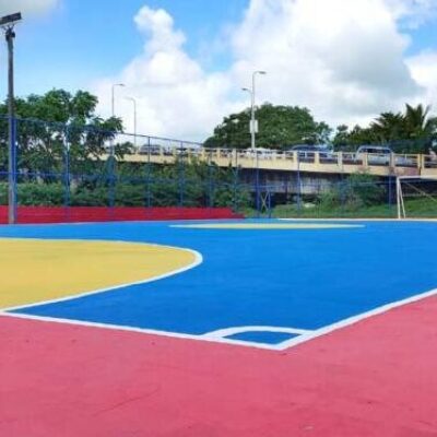 Prefeitura faz a manutenção de quadras poliesportivas do centro e bairros de Itabuna