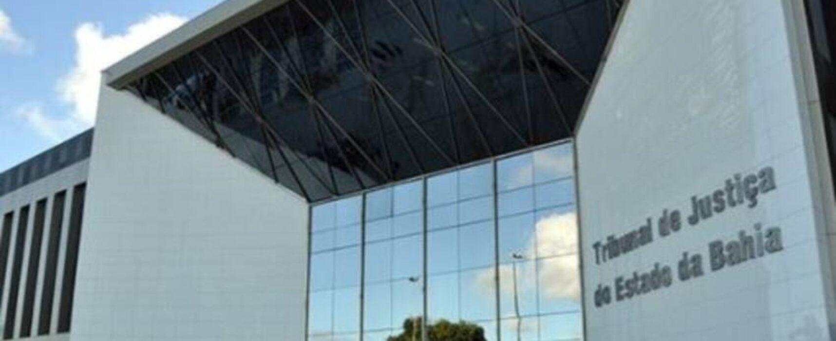 TJ-BA divulga edital para 277 vagas de técnico e analista