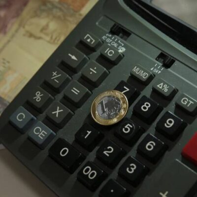 LDO condiciona R$ 172 bilhões acima do teto à aprovação do arcabouço