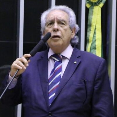 PEC estabelece marco inicial para sanção por descumprimento de cota de candidatura feminina
