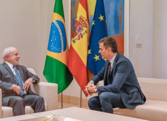 Brasil e Espanha assinam acordos em educação, trabalho e pesquisa