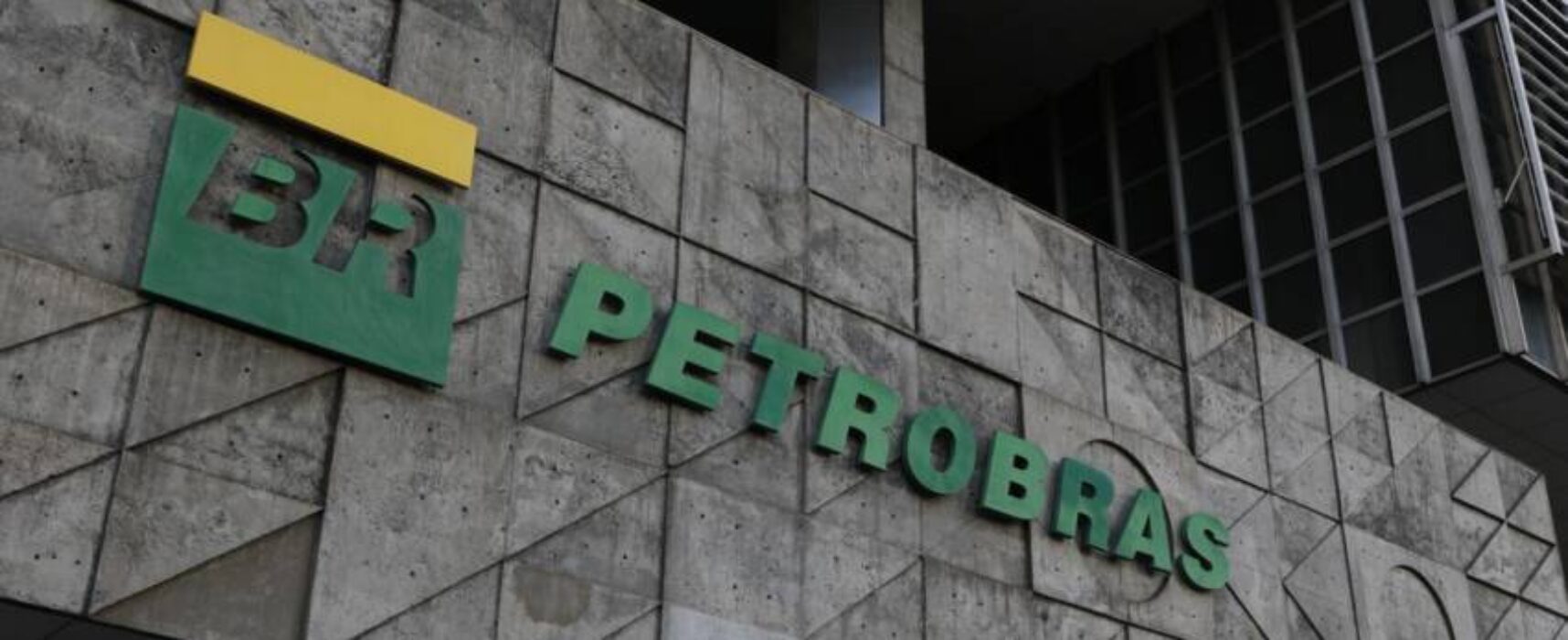 Petrobras aprova ajuste organizacional