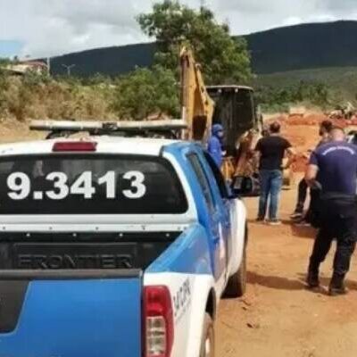 Prefeito de Brumado atropela segurança ao tentar entrar em área privada