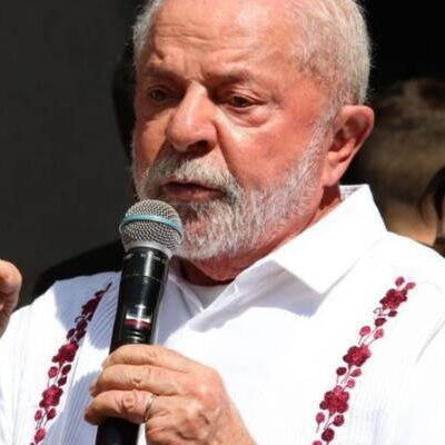 Lula anuncia início das obras no lote 1F da Ferrovia Oeste-Leste, em Ilhéus (BA)