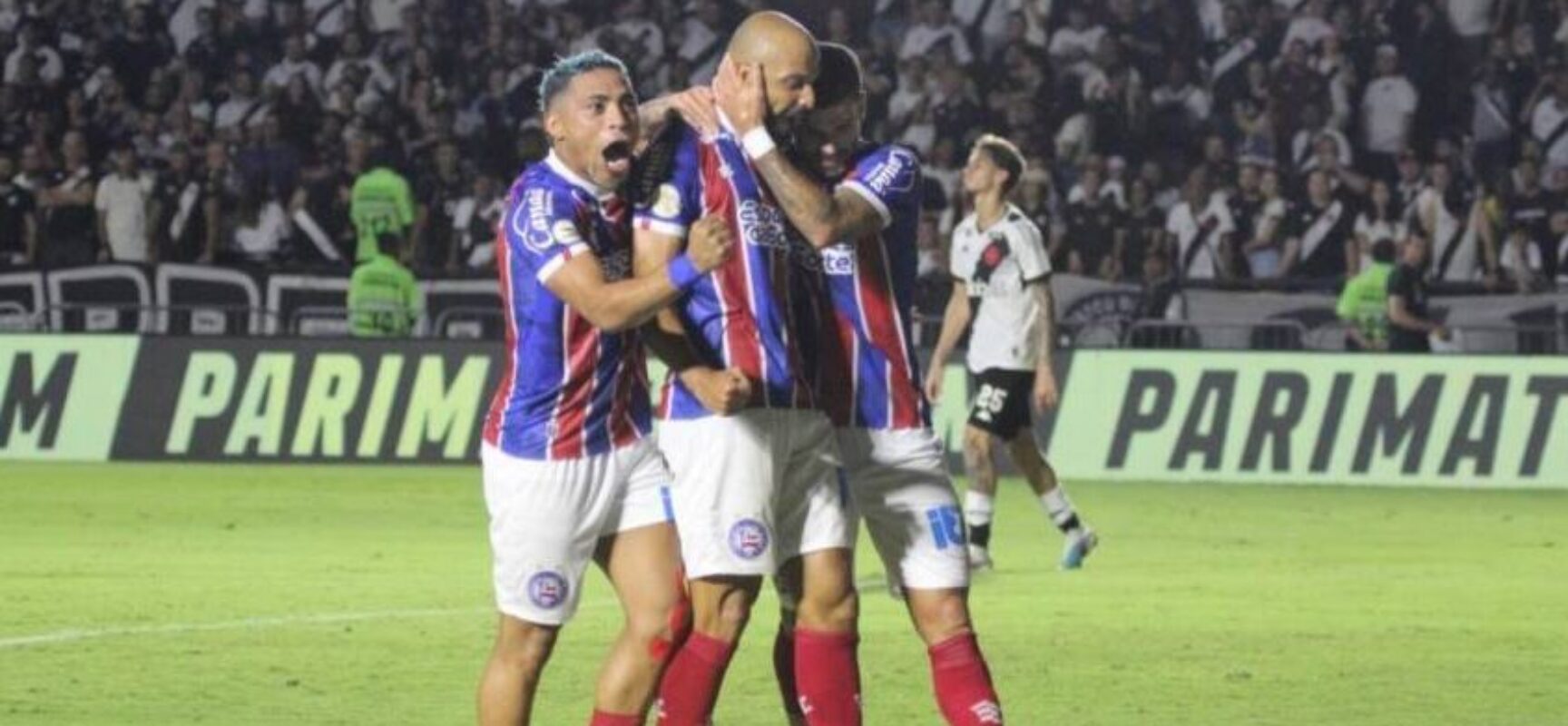 Fora de casa, Bahia vence o Vasco e pontua pela primeira vez no Brasileirão