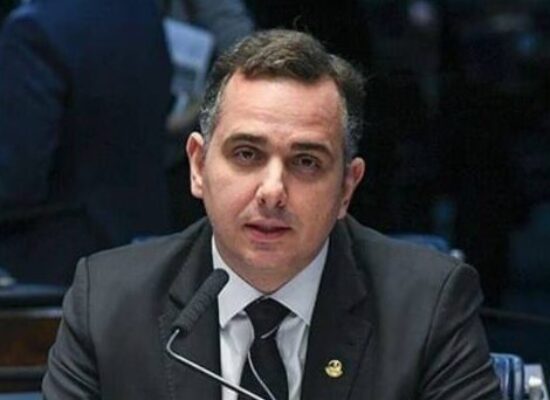 Pacheco propõe PL para regularizar uso de inteligências artificiais no Brasil