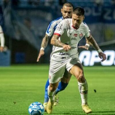 Vitória deixa resultado escapar, empata com o Avaí e vê liderança ameaçada da Série B
