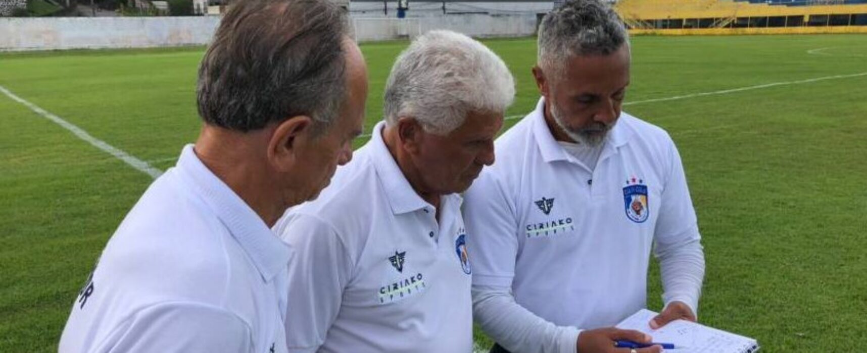 Colo-Colo intensifica treinamento com bola após feriado