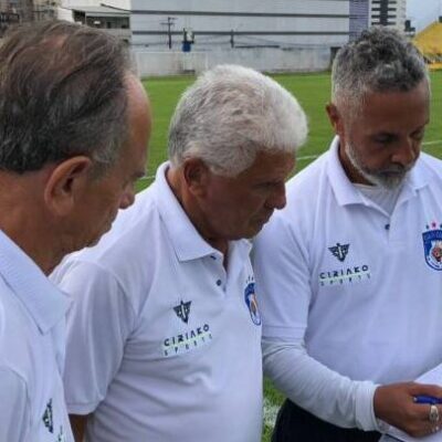 Colo-Colo intensifica treinamento com bola após feriado