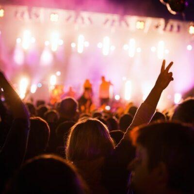 AGU confirma legalidade da meia-entrada em shows
