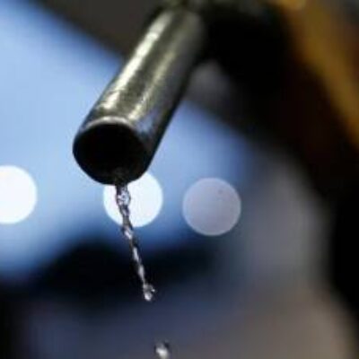 Petrobras confirma discussão para mudanças na política de preço de combustíveis