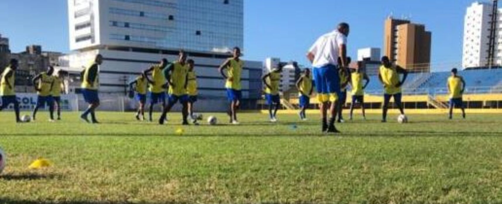 Colo-Colo se prepara para jogar duas rodadas seguidas no Mário Pessoa