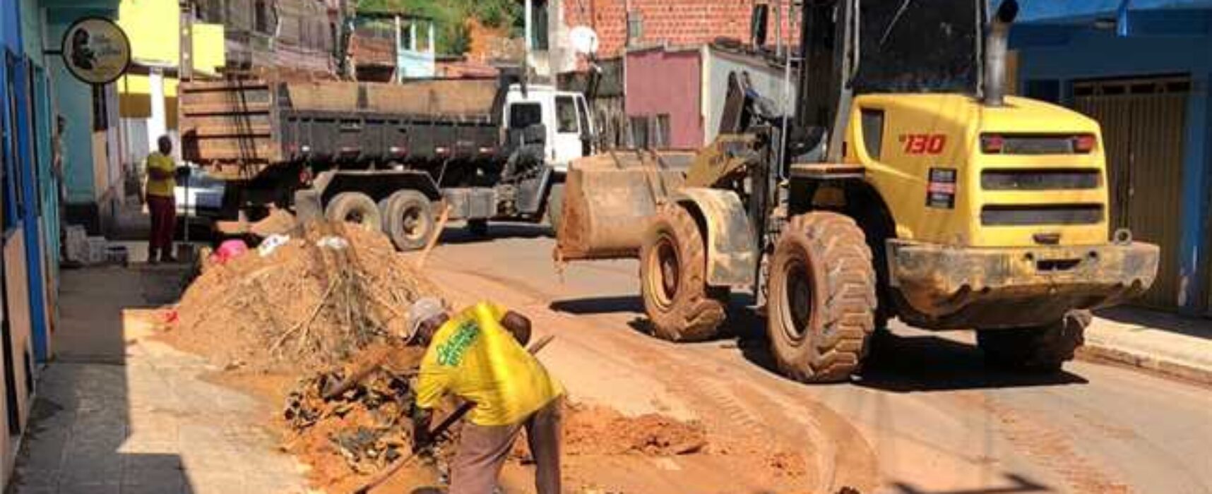 Município reforça trabalho de limpeza para retirar barro acumulado após chuvas; veja o cronograma