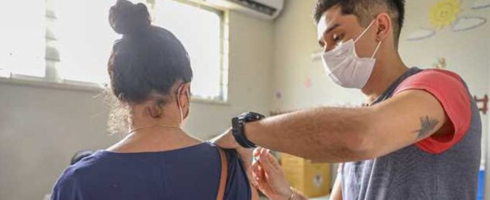 Pandemia não acabou: Prefeitura de Ilhéus reforça importância da vacinação contra a Covid-19