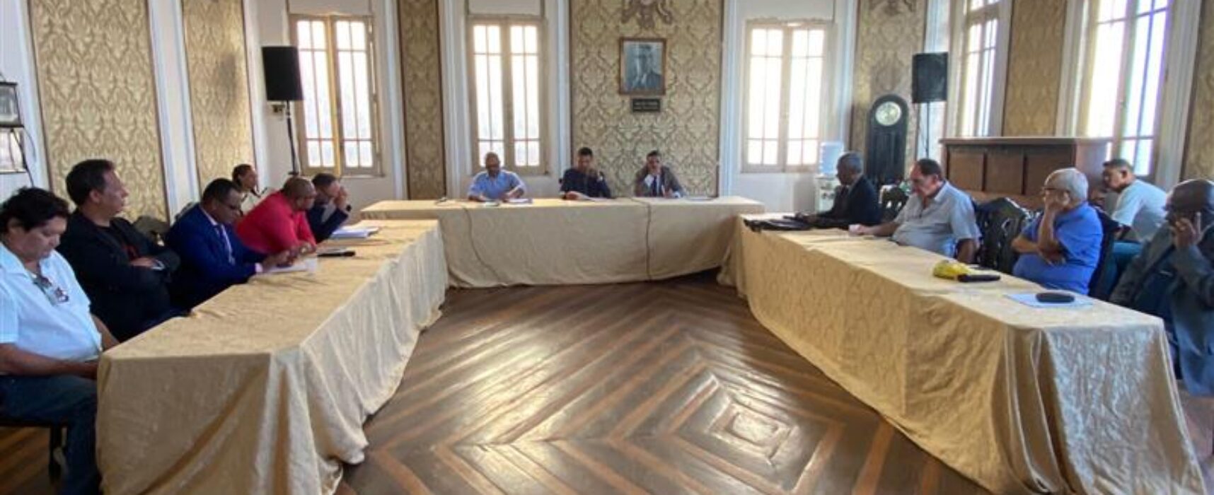 Durante Sessão, Vereadores se manifestam em relação ao aumento da tarifa de ônibus em Ilhéus