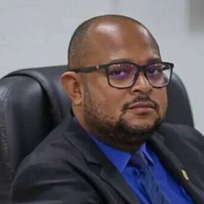 Vereador ilheense EDERJUNIOR (UB), projetando, trabalhando e estudando novas proposições para a cidade