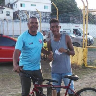 PROMOÇÃO DA ONCINHA: CHEGOU A PÉ E SAIU DE BIKE