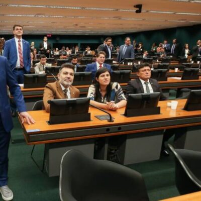 Datafolha aponta que 35% desaprovam o Congresso, enquanto 18% aprovam