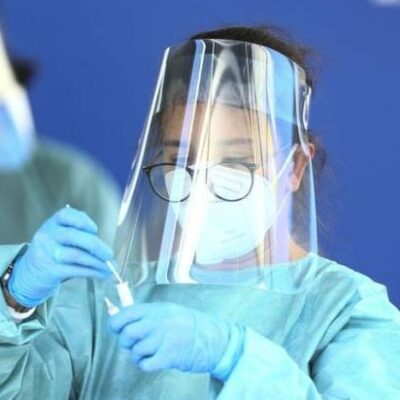 SAÚDE PÚBLICA: Covid-19 não acabou e vacinação segue fundamental, alerta ministra