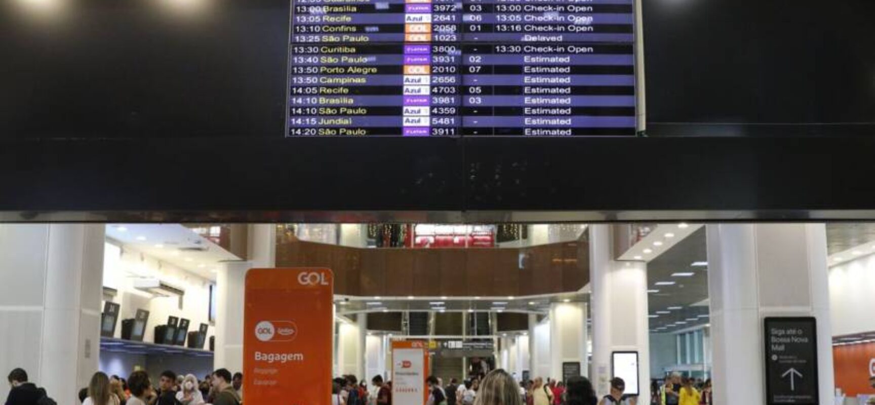 Denúncias de racismo mostram aeroporto como ambiente hostil a negros