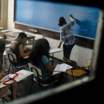 Pesquisa mostra por que brasileiros deixam escola